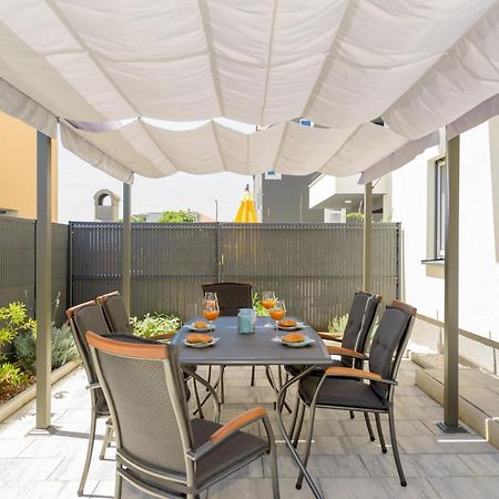 New, Private Heated Swimming Pool, Free Parking, Trogir Centar Apartment Ngoại thất bức ảnh