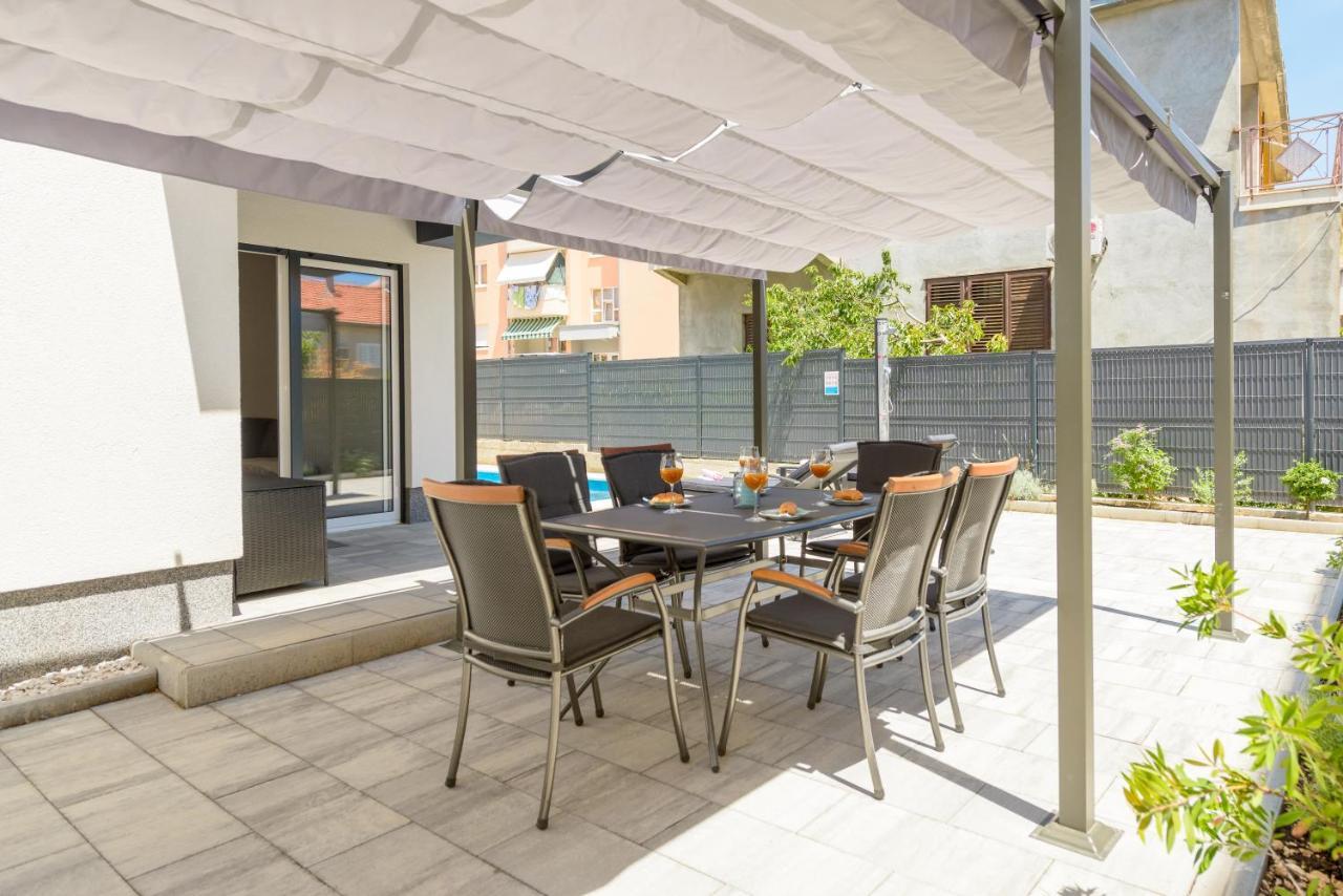 New, Private Heated Swimming Pool, Free Parking, Trogir Centar Apartment Ngoại thất bức ảnh
